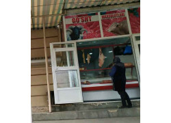 Магазин мяса, колбас - Мясные продукты